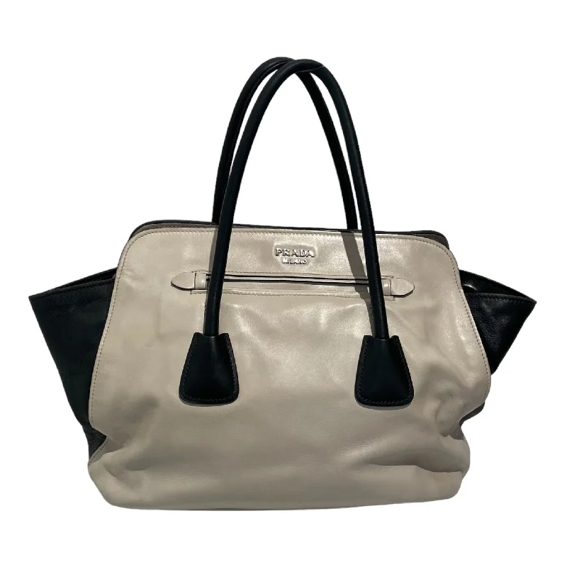 PRADA/Tote Bag[PO]/White/Leather/ Streetwear Style