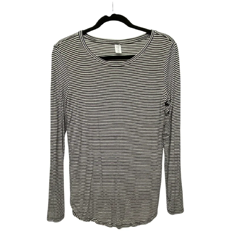Top Long Sleeve By Old Navy In Striped Pattern, Size: M Elegant Men's Formal 
