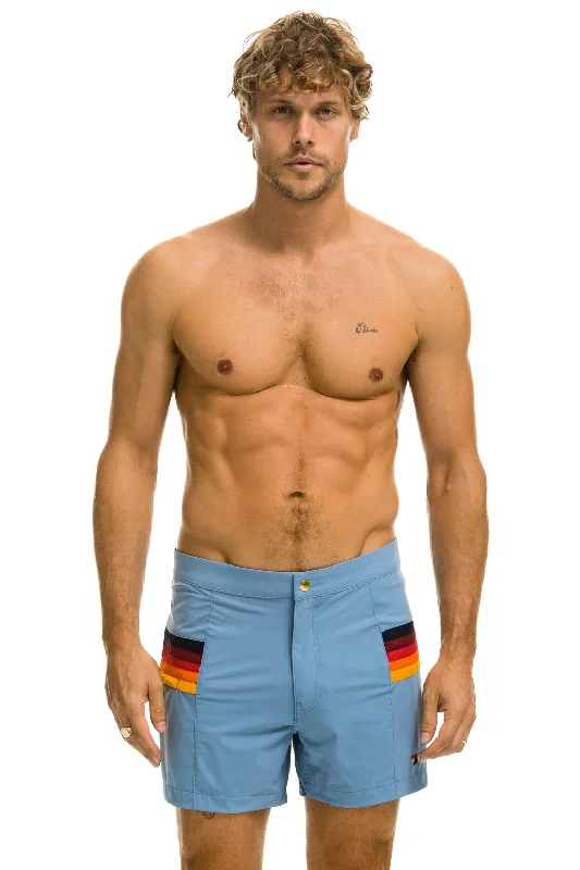 MEN'S HORIZONTAL 5 STRIPE FLEX SHORTS - ISLANDA Dynamic Men's Glow