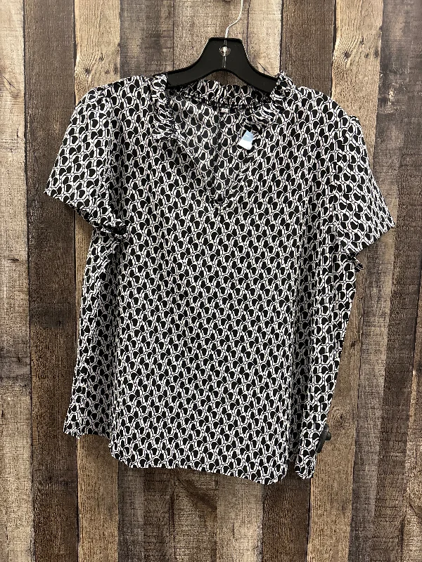 Top Short Sleeve By Cmf In Black & White, Size: Xl Sporty Men's Tennis