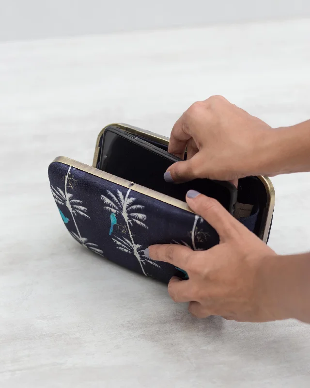 Parakeet Clutch Artistic Men's Avant