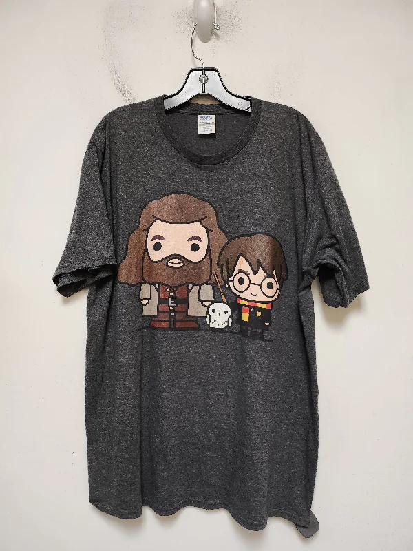 Top Short Sleeve Basic By Clothes Mentor In Grey, Size: Xl Adventure