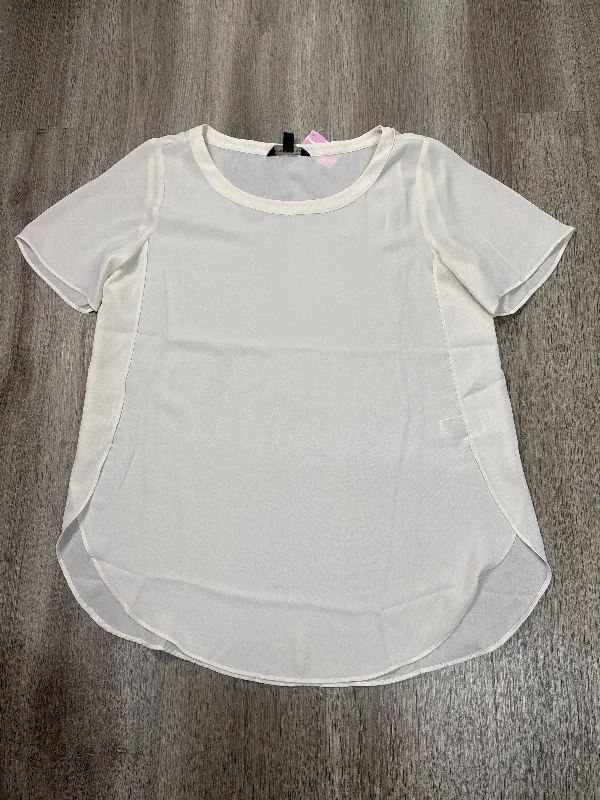 Top Short Sleeve By Banana Republic In White, Size: S Hip Men's Urban