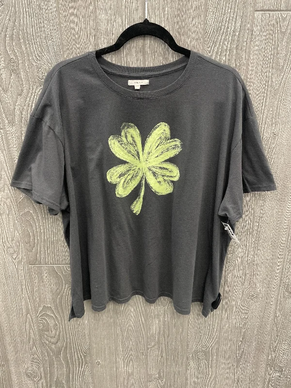 Top Short Sleeve By Maurices In Grey, Size: 2x Practical Men's Multi