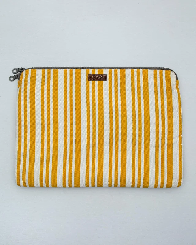Berber Laptop Sleeve Business