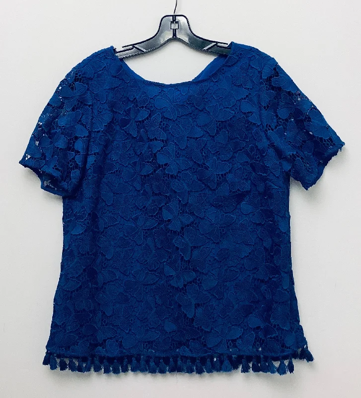 Top Short Sleeve By Talbots In Blue, Size: M Preppy Men's College