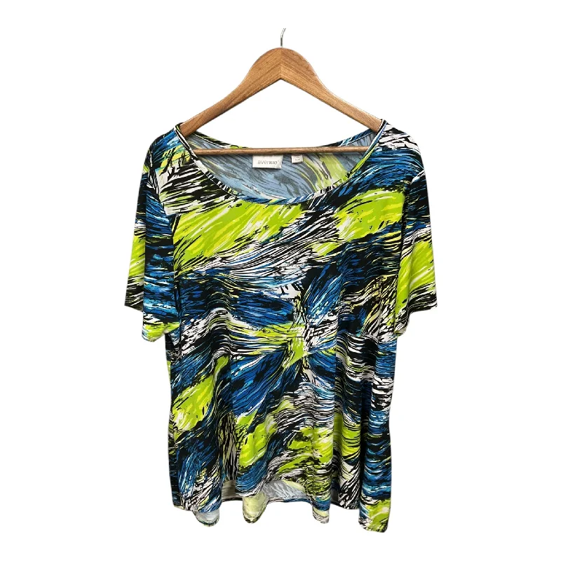Top Short Sleeve By Avenue In Multi-colored, Size: 3x Adventure