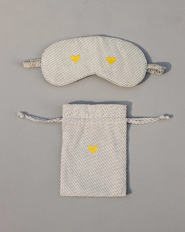 Heart Snooze Eye Mask & Pouch Hip Men's Retro