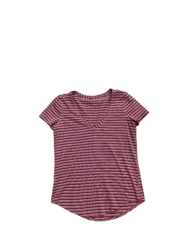Athletic Top Short Sleeve By Lululemon In Pink & Purple Relaxed Men's Beach