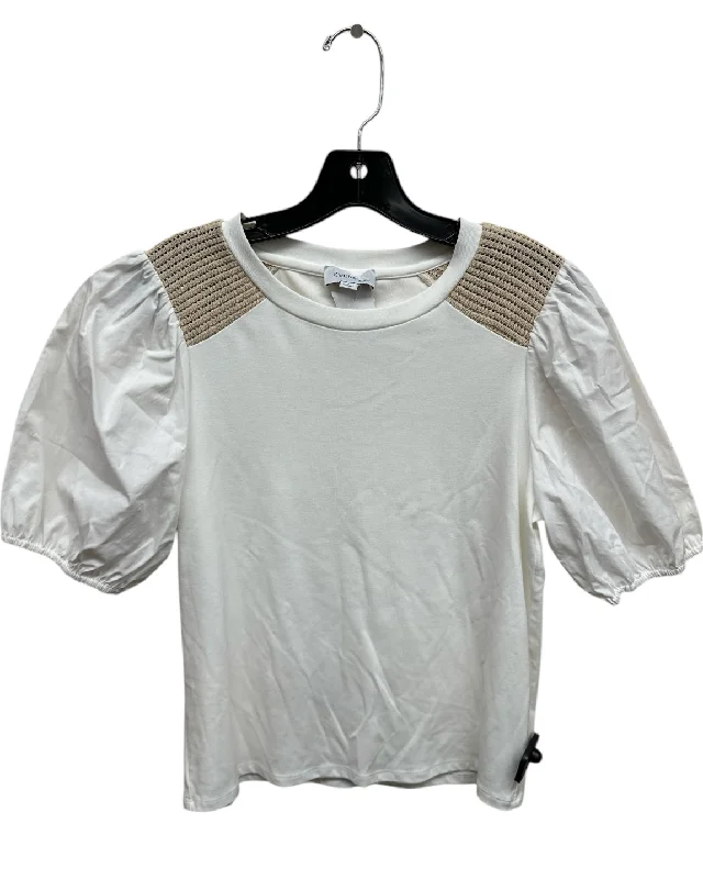 Top Short Sleeve By Evereve In White, Size: S British Gentleman Style